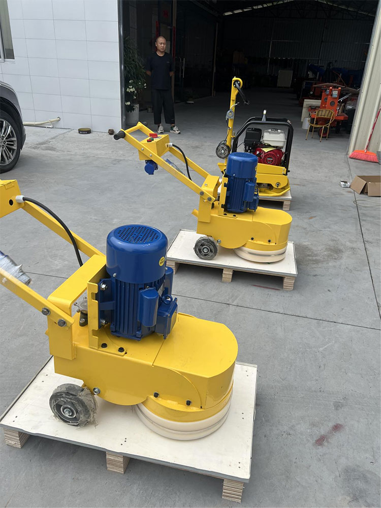 Plate compactor